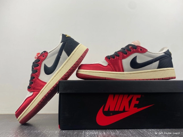 Low Room FN0432-017 OG x 1 Air Jordan Trophy Home 0626